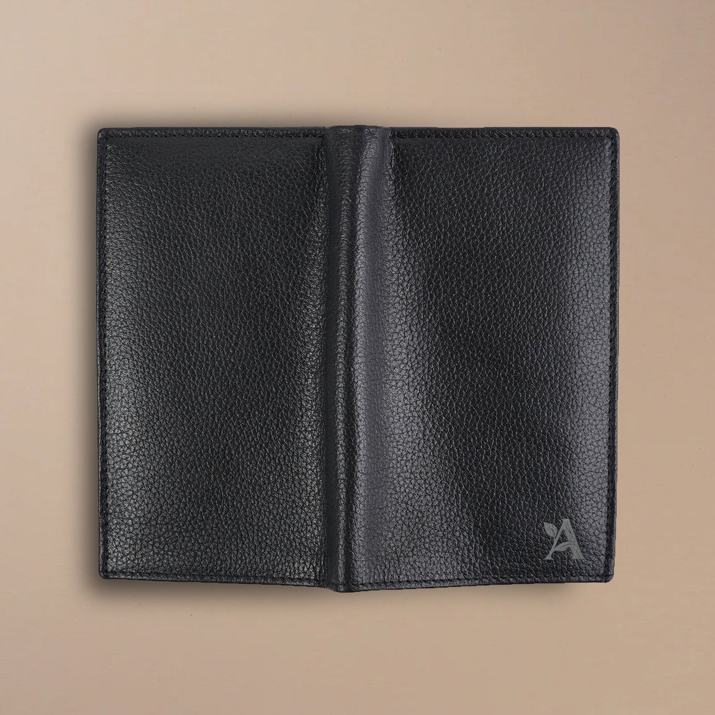 Mild leather medium wallet