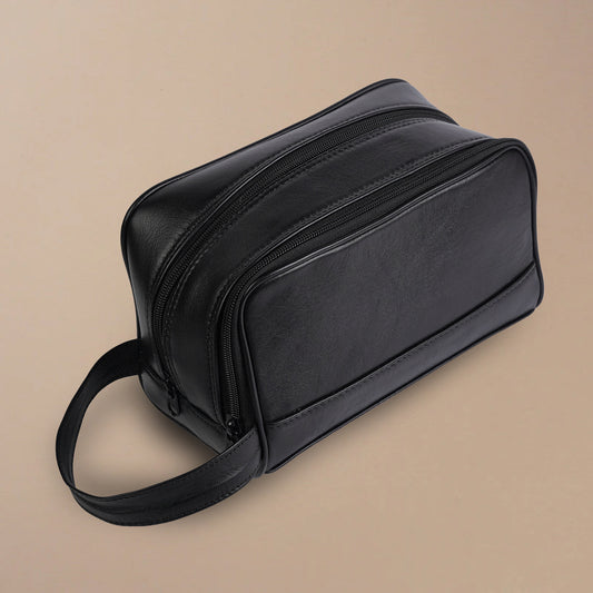 toiltery leather bag