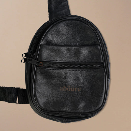 Travel crossbody leather bag