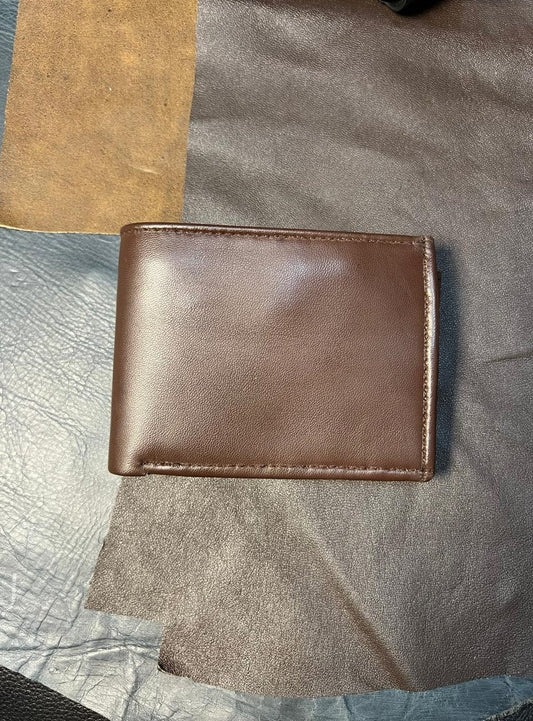 Classic trifold-Leather wallet